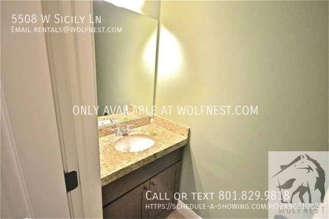 Sensational 3 Bed Highland Townhome! No Deposit Option! property image
