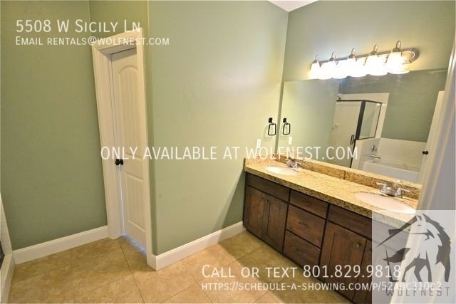 Sensational 3 Bed Highland Townhome! No Deposit Option! property image