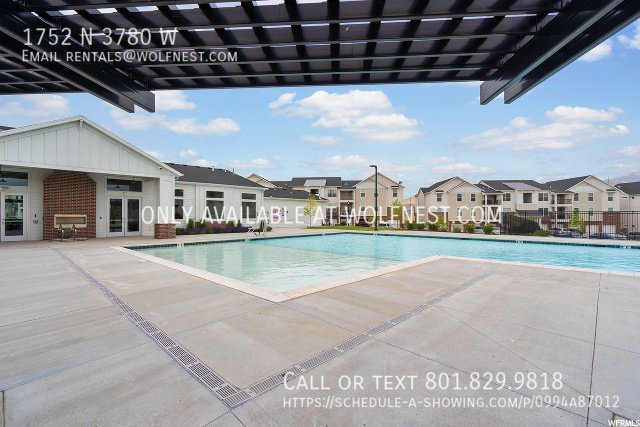 Stunning 4 Bed Lehi Townhome! No Deposit Option! property image
