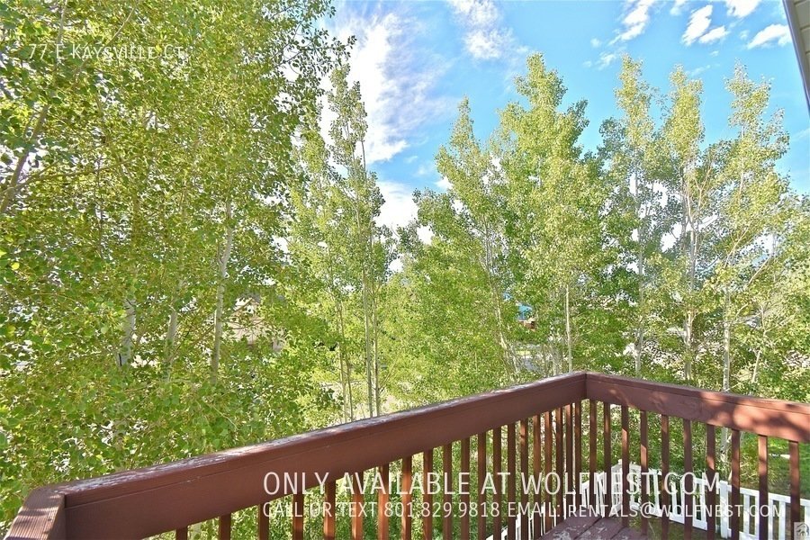 Spacious 4 Bedroom Draper Home with 2 Kitchens! No Deposit Option! property image