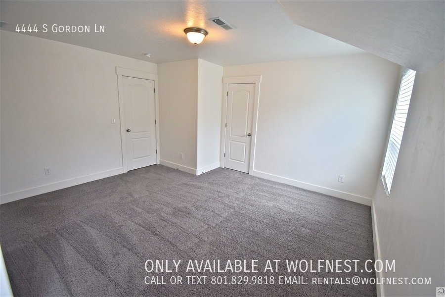 Spacious 3+ Bed Murray Townhome! No Deposit Option! property image