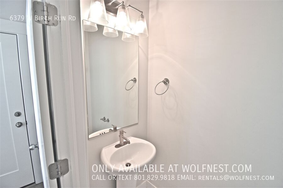 Beautiful 3 Bed Daybreak Townhome! No Deposit Option! property image