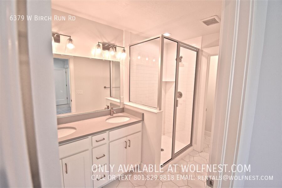 Beautiful 3 Bed Daybreak Townhome! No Deposit Option! property image