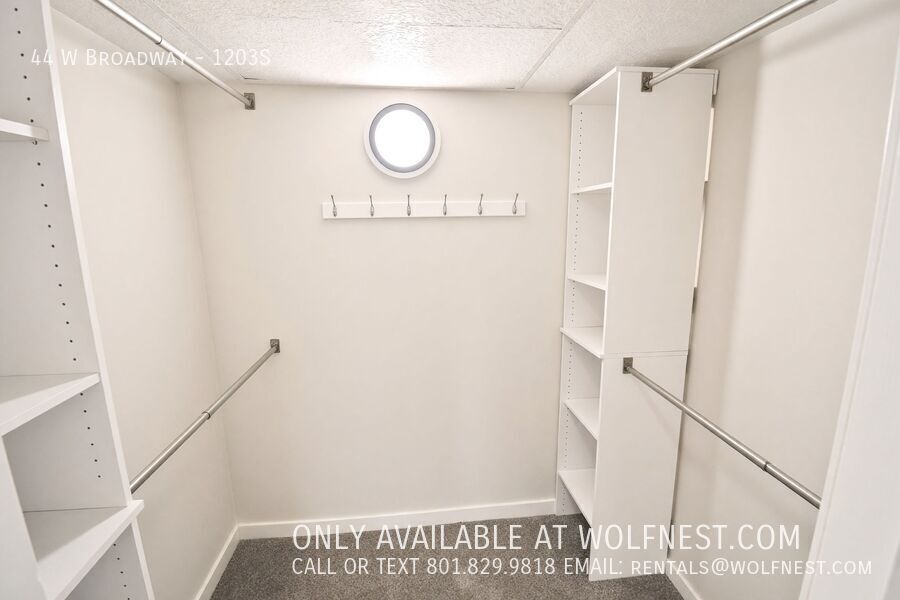 Remodeled 2 Bed Downtown Condo! No Deposit Option! property image