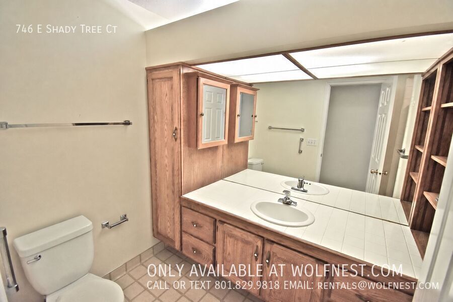 Beautiful 3 Bed Millcreek Townhome! No Deposit Option! property image