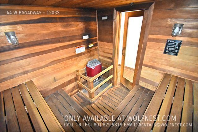 Remodeled 2 Bed Downtown Condo! No Deposit Option! property image