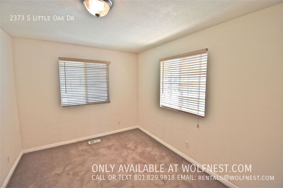 Lovely 3 Bed West Valley Townhome! No Deposit Option! property image