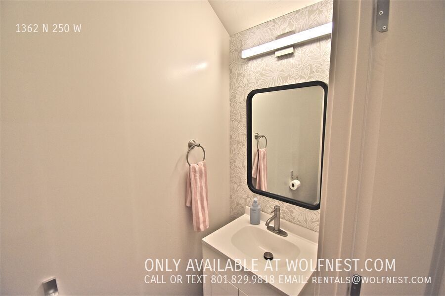 Gorgeous 3 Bed Sunset Townhome! No Deposit Option! property image