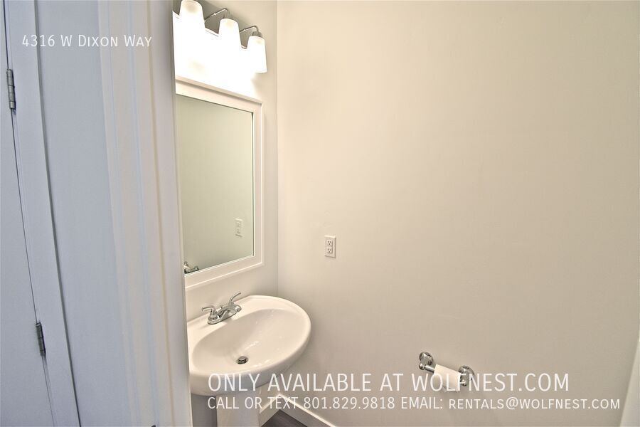 Gorgeous 4 Bed Lehi Townhome! $450 Off 1st Month! property image
