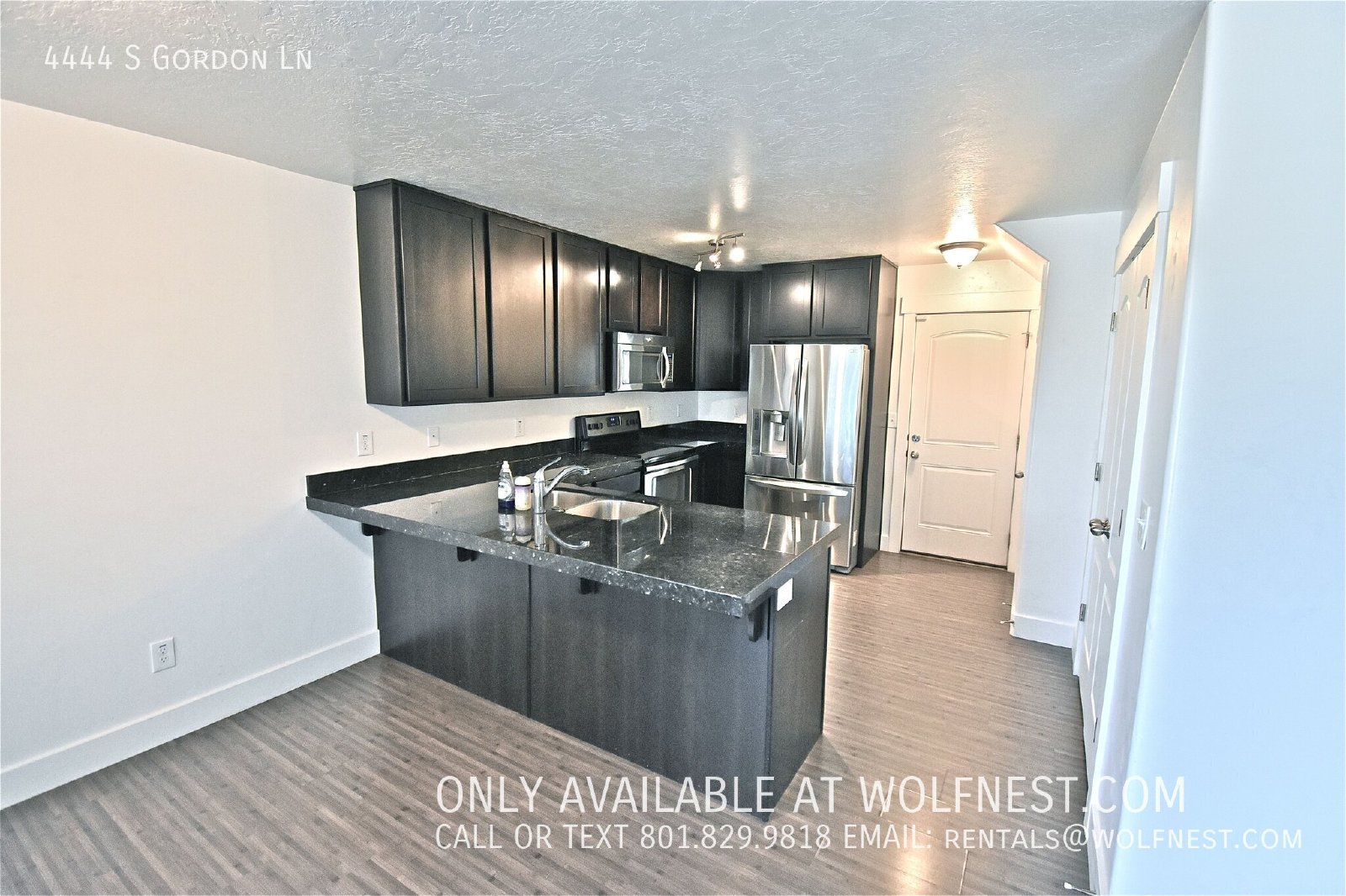 Spacious 3+ Bed Murray Townhome! $350 Off 1st Month! property image