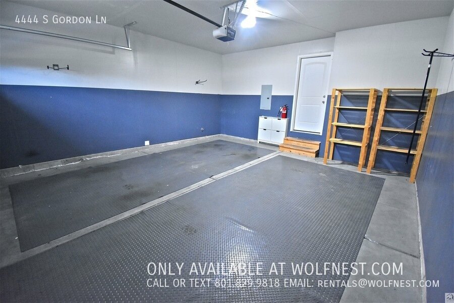 Spacious 3+ Bed Murray Townhome! $350 Off 1st Month! property image