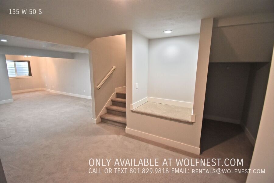 Gorgeous 4 Bed Farmington Townhome! property image