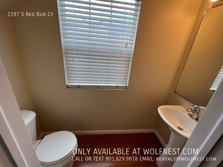 Lovely 3 Bed West Valley Townhome! No Deposit Option! property image