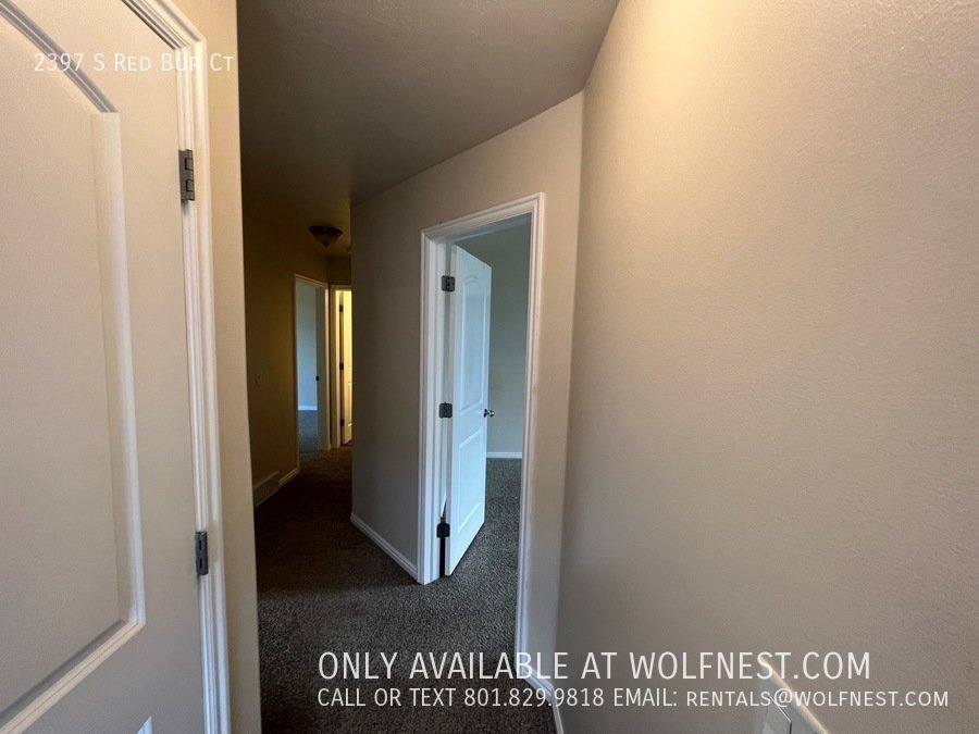 Lovely 3 Bed West Valley Townhome! No Deposit Option! property image