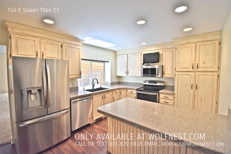 NO DEPOSIT OPTION AVAILABLE!! $350 Off 1st Month! property image