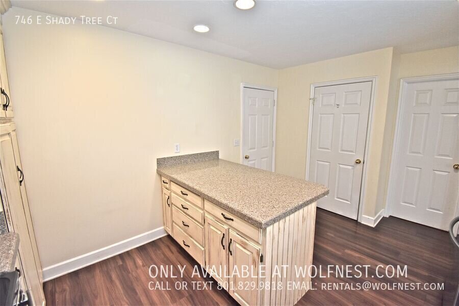 NO DEPOSIT OPTION AVAILABLE!! $350 Off 1st Month! property image