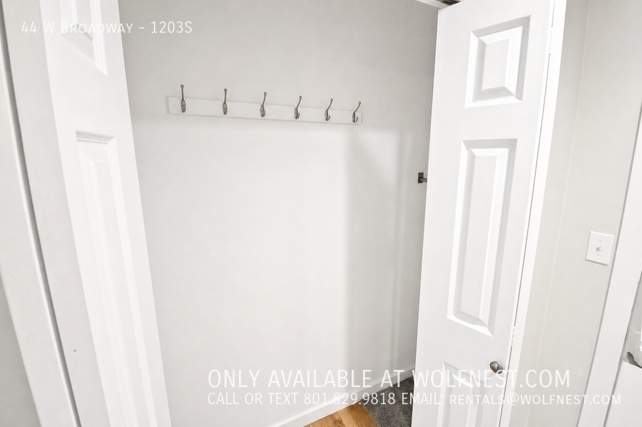 NO DEPOSIT OPTION AVAILABLE! $750 Off 1st Month! property image