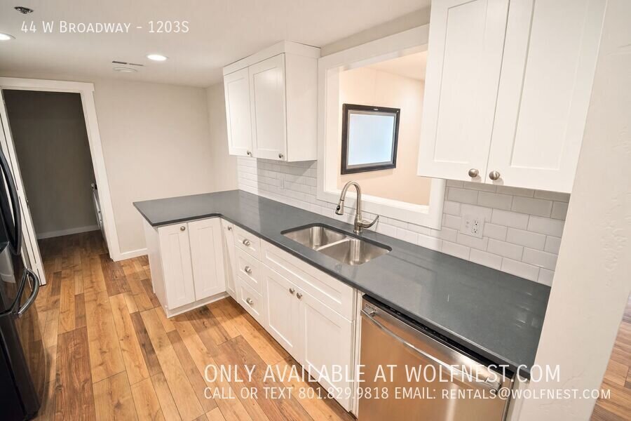 NO DEPOSIT OPTION AVAILABLE! $750 Off 1st Month! property image