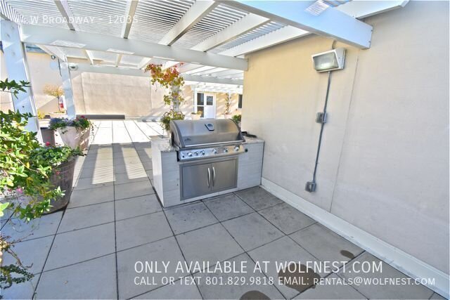 NO DEPOSIT OPTION AVAILABLE! $750 Off 1st Month! property image