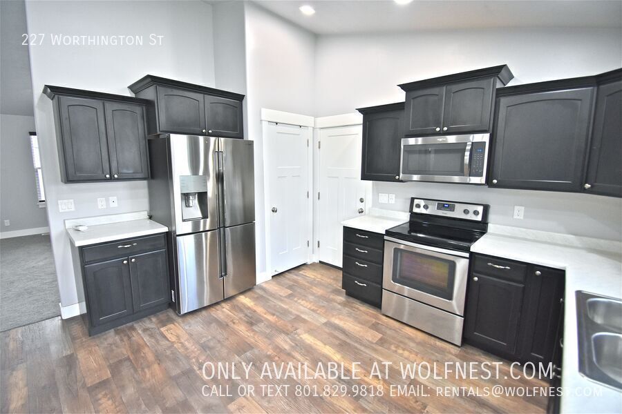 Gorgeous 3 Bed Grantsville Home! No Deposit Option! property image