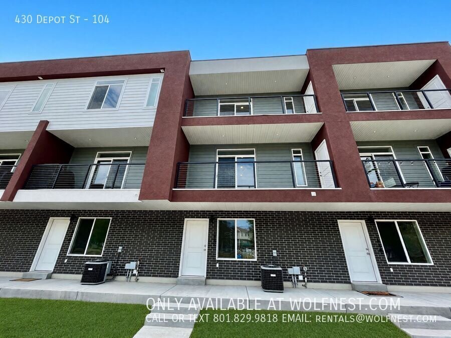 NO DEPOSIT OPTION AVAILABLE! $350 Off 1st Month's Rent! property image