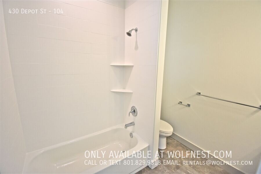 NO DEPOSIT OPTION AVAILABLE! $350 Off 1st Month's Rent! property image