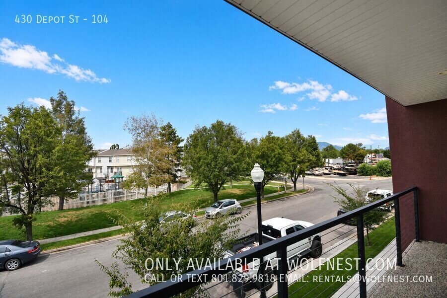 NO DEPOSIT OPTION AVAILABLE! $350 Off 1st Month's Rent! property image