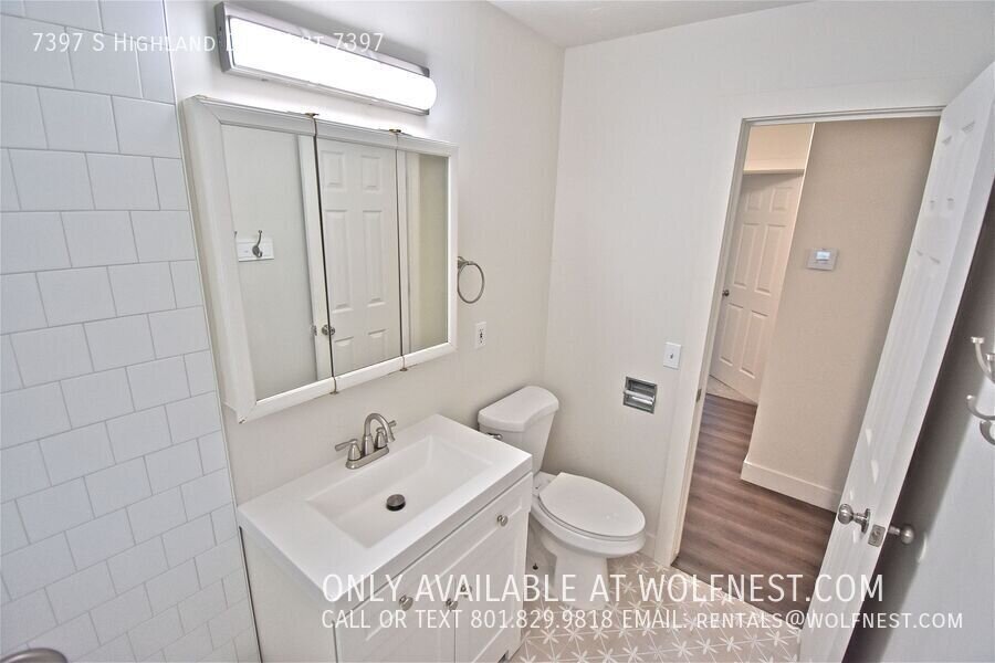 NO DEPOSIT OPTION AVAILABLE!! $350 Off 1st Month! Remodeled Unit! property image