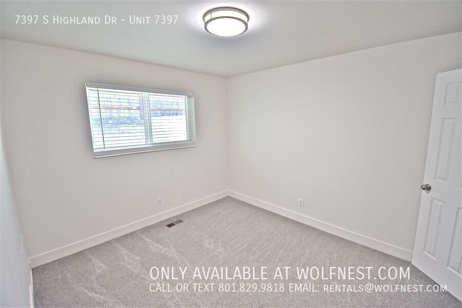 NO DEPOSIT OPTION AVAILABLE!! $350 Off 1st Month! Remodeled Unit! property image