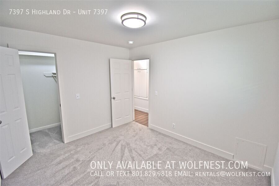 NO DEPOSIT OPTION AVAILABLE!! $350 Off 1st Month! Remodeled Unit! property image