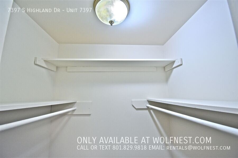 NO DEPOSIT OPTION AVAILABLE!! $350 Off 1st Month! Remodeled Unit! property image
