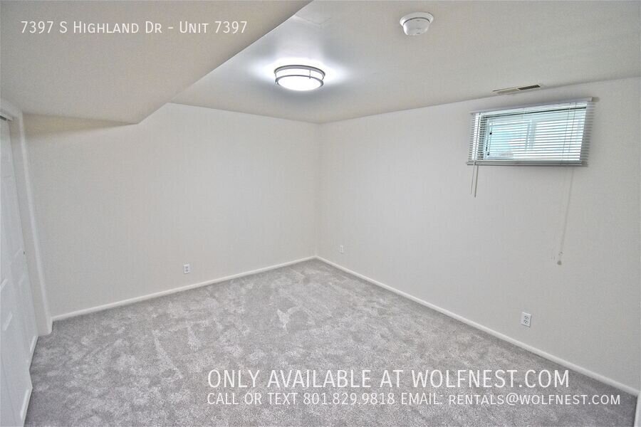 NO DEPOSIT OPTION AVAILABLE!! $350 Off 1st Month! Remodeled Unit! property image