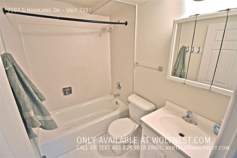 NO DEPOSIT OPTION AVAILABLE!! $350 Off 1st Month! Remodeled Unit! property image