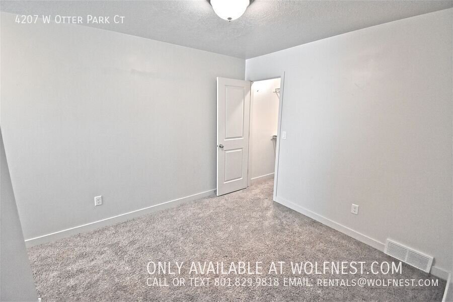 Stunning Riverton Townhome! NO DEPOSIT OPTION AVAILABLE! property image