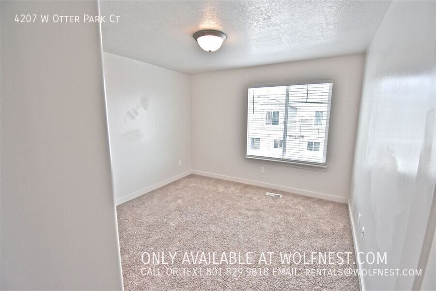 Stunning Riverton Townhome! NO DEPOSIT OPTION AVAILABLE! property image