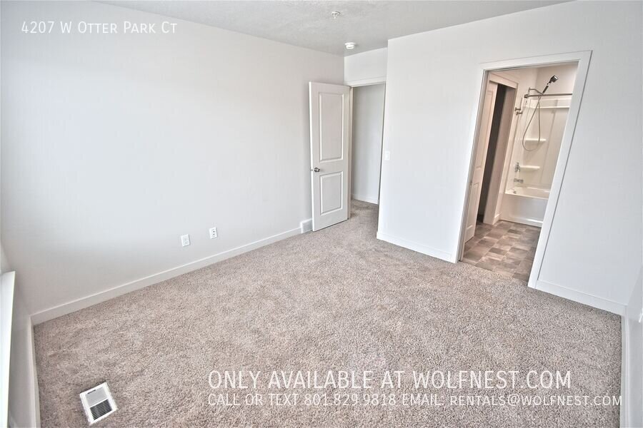 Stunning Riverton Townhome! NO DEPOSIT OPTION AVAILABLE! property image