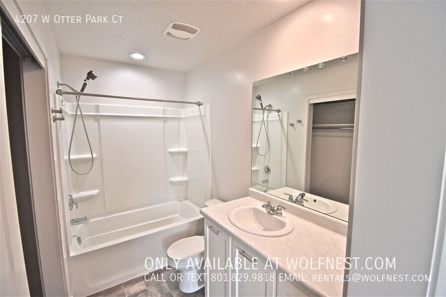 Stunning Riverton Townhome! NO DEPOSIT OPTION AVAILABLE! property image